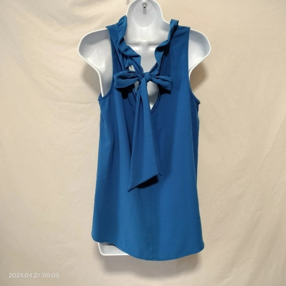 Mudpie Blue Ruffle Tie Neck Sleeveless size Medium Top Shirt - Picture 3 of 9